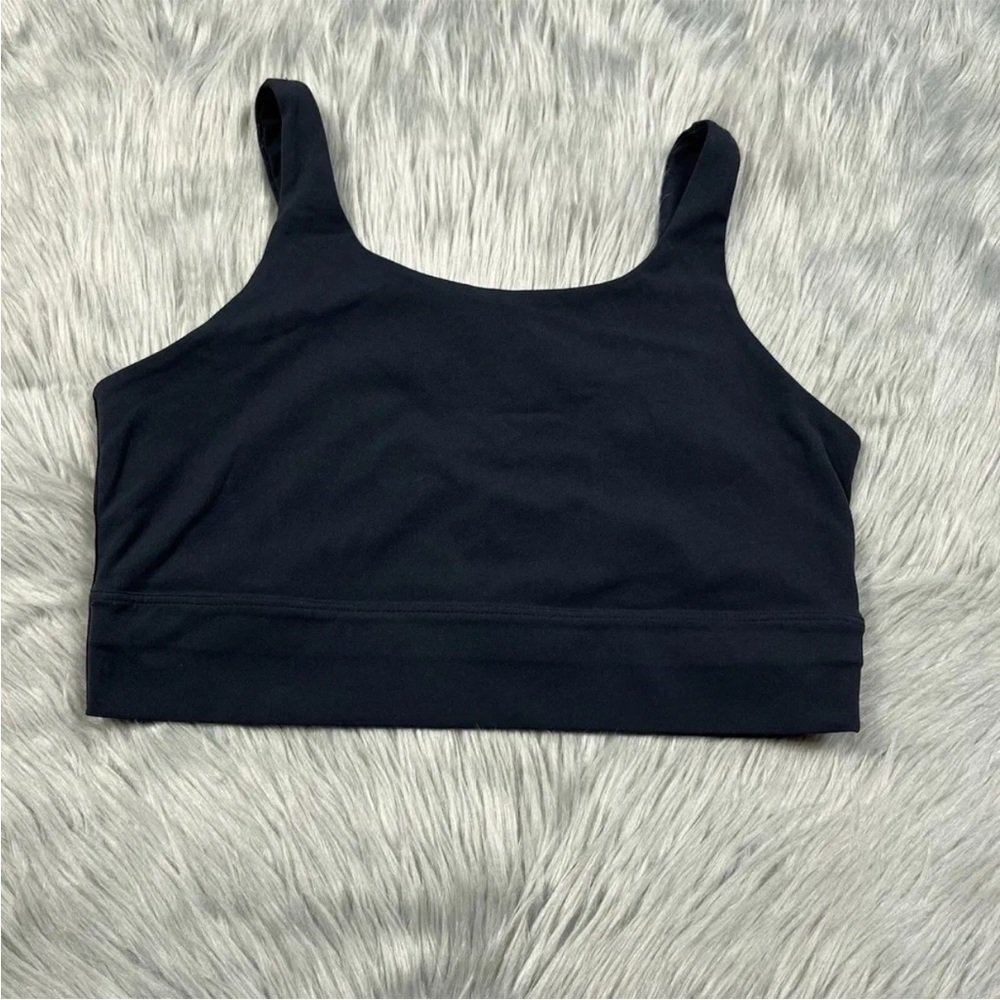 Nike Black Metallic Yoga Sports Bra Size Medium